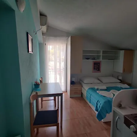 Mirjana Apartment Makarska